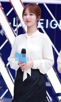 知情人爆料追求杨紫视频,甜蜜视频曝光引热议